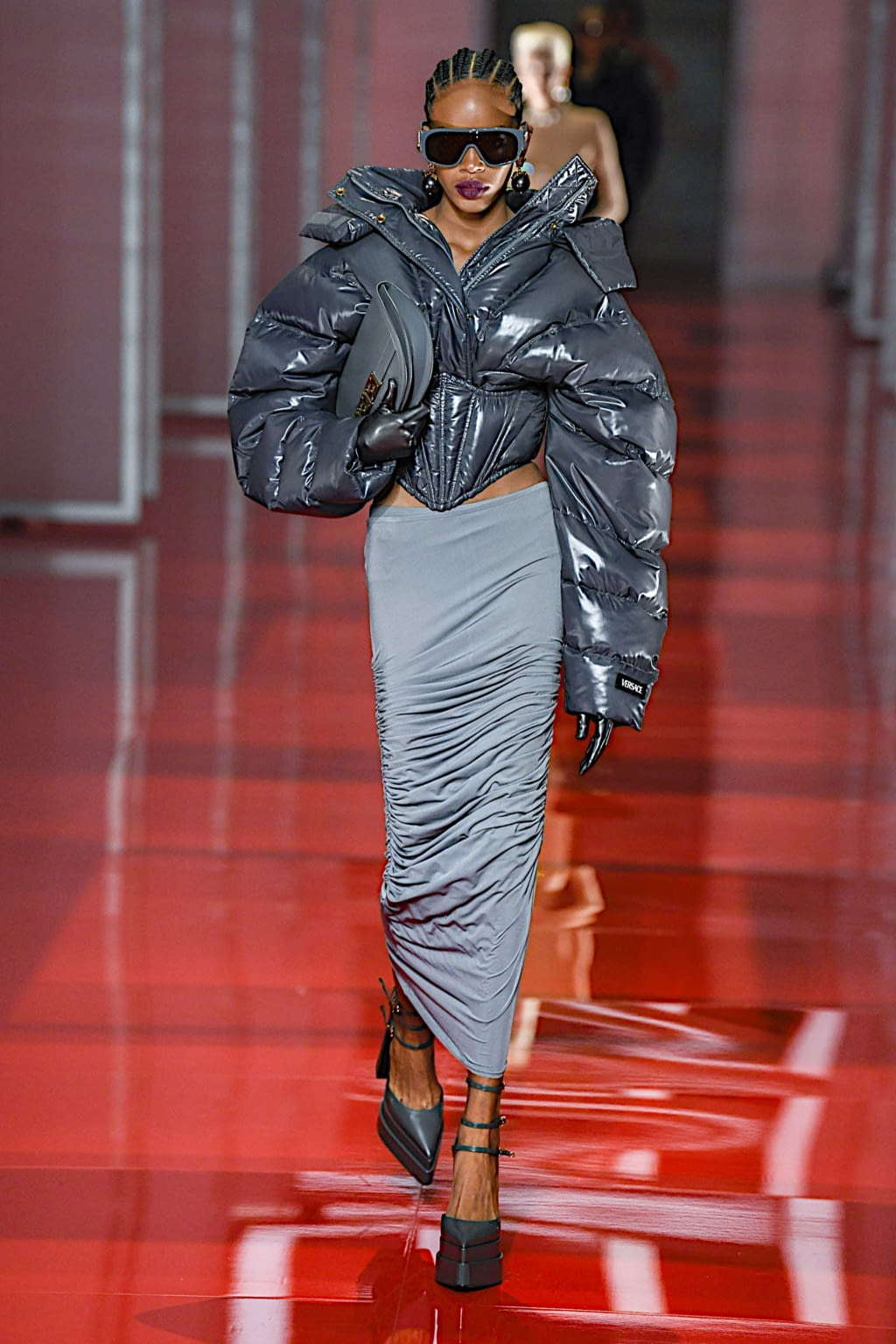 Fashion Week Milan Fall/Winter 2022 look 56 de la collection Versace womenswear