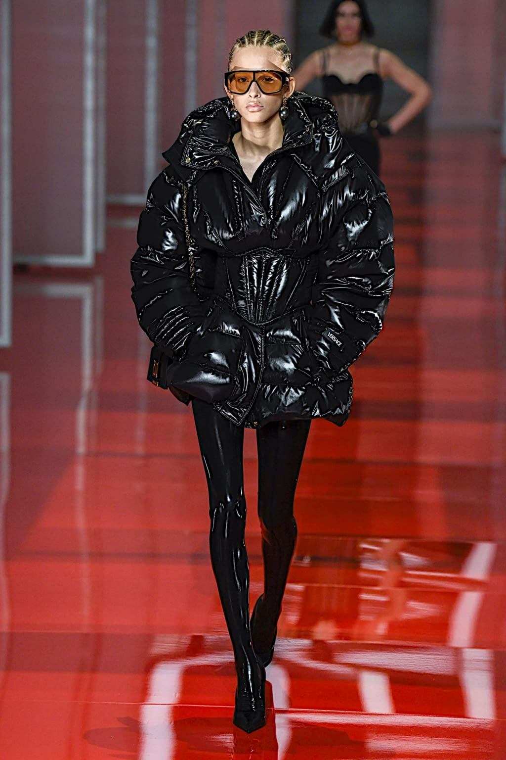 Fashion Week Milan Fall/Winter 2022 look 58 de la collection Versace womenswear
