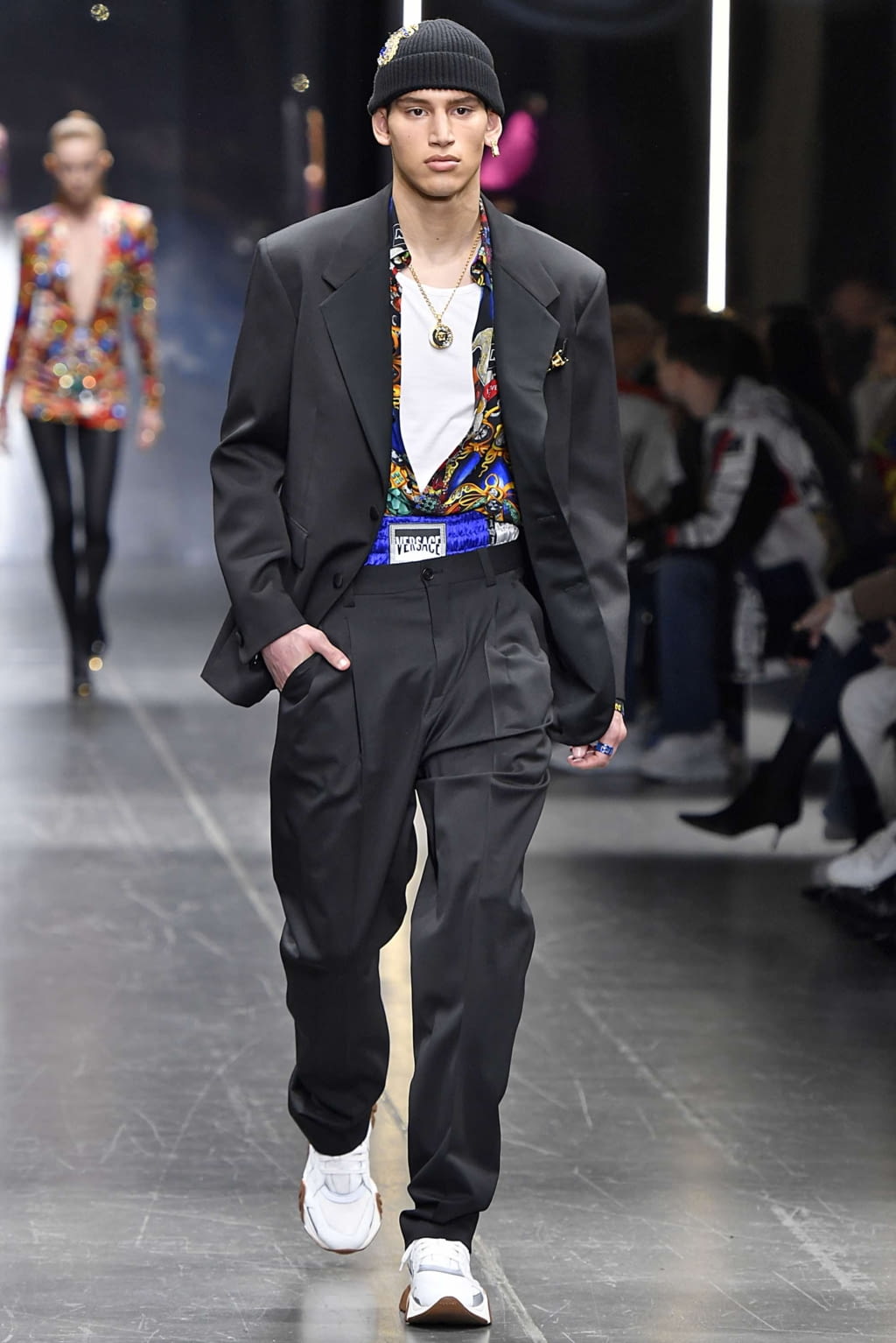 Fashion Week Milan Fall/Winter 2019 look 44 from the Versace collection menswear