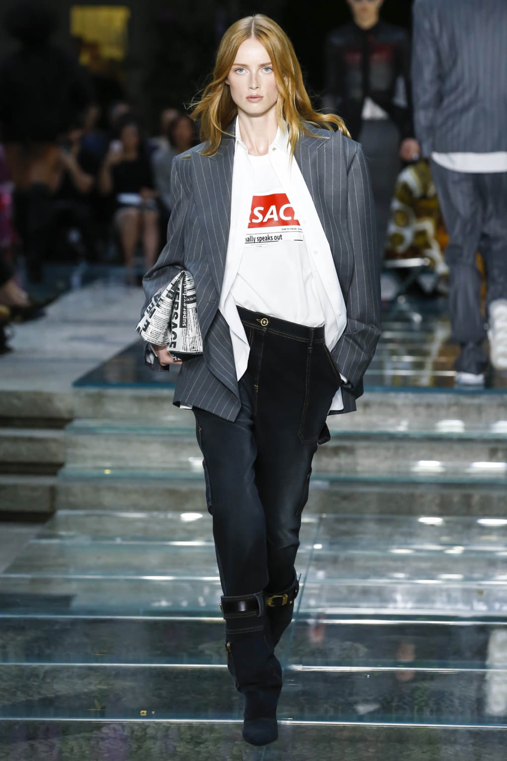 Fashion Week Milan Spring/Summer 2019 look 4 from the Versace collection 男装
