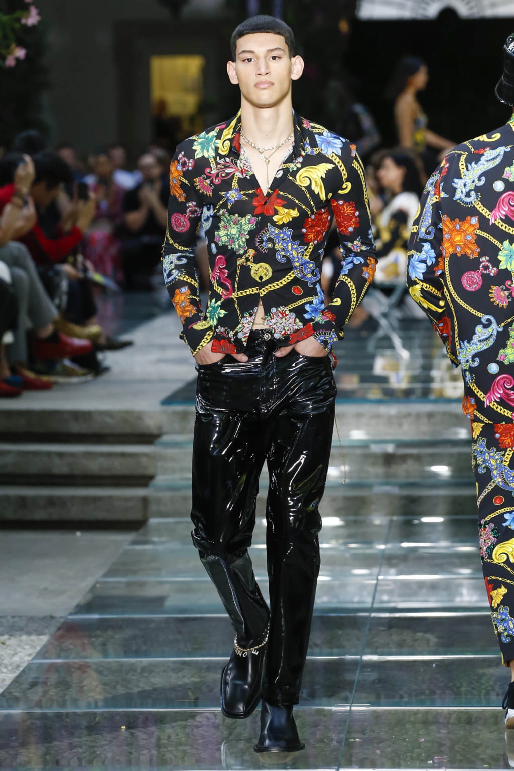 Fashion Week Milan Spring/Summer 2019 look 47 from the Versace collection menswear