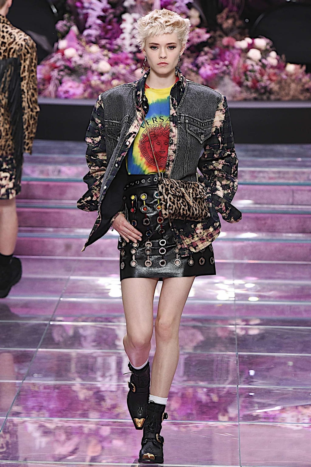 Fashion Week Milan Spring/Summer 2020 look 14 de la collection Versace menswear