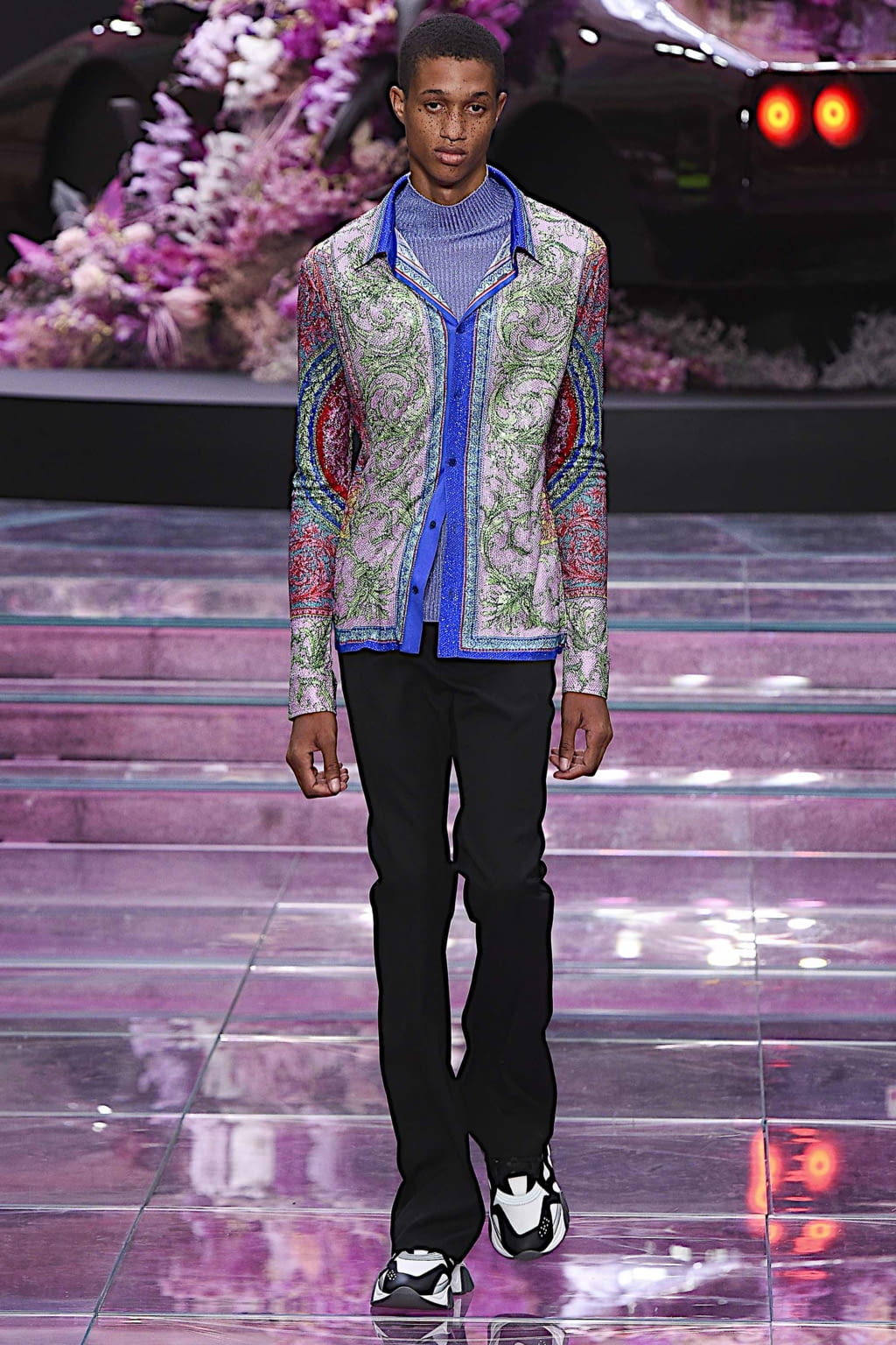 Fashion Week Milan Spring/Summer 2020 look 24 from the Versace collection menswear
