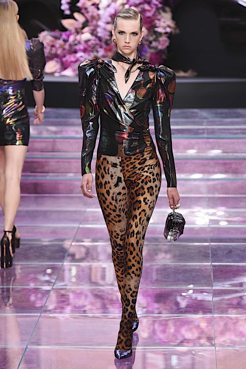 Fashion Week Milan Spring/Summer 2020 look 28 de la collection Versace menswear