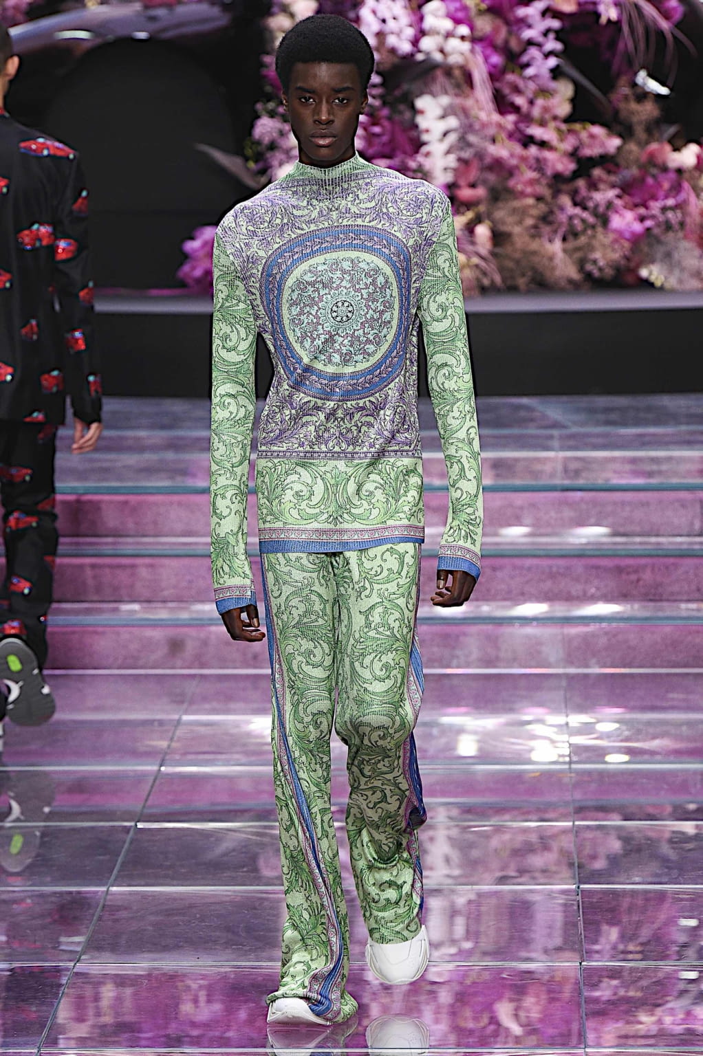 Fashion Week Milan Spring/Summer 2020 look 41 from the Versace collection menswear