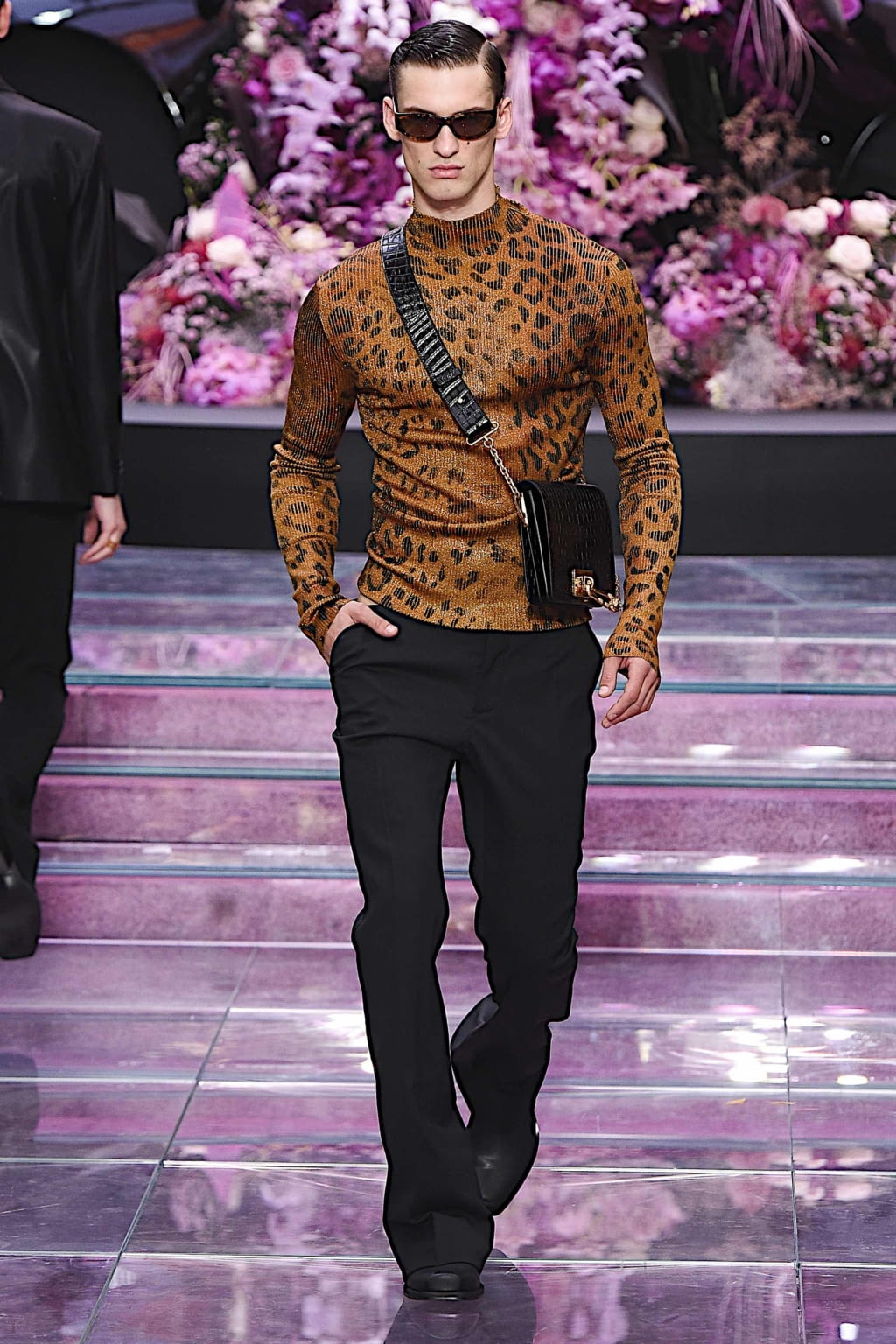Fashion Week Milan Spring/Summer 2020 look 43 from the Versace collection menswear