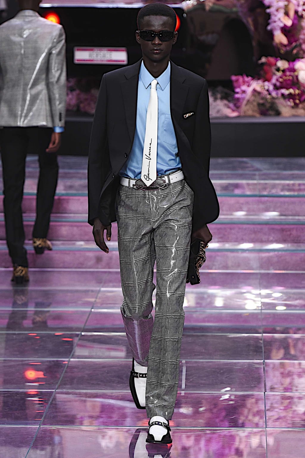 Fashion Week Milan Spring/Summer 2020 look 50 from the Versace collection menswear