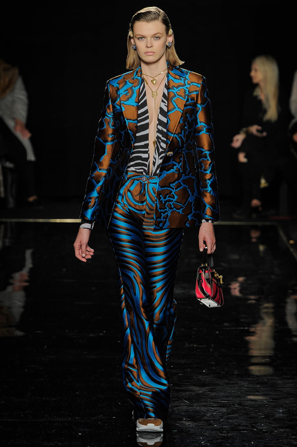 Fashion Week New York Pre-Fall 2019 look 31 from the Versace collection womenswear