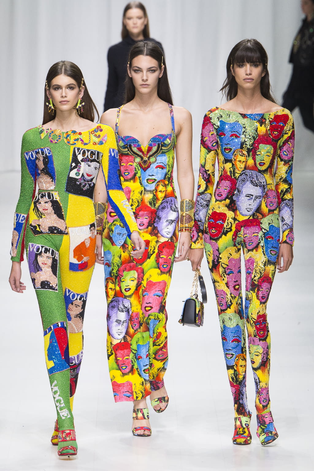 Fashion Week Milan Spring/Summer 2018 look 68 de la collection Versace womenswear