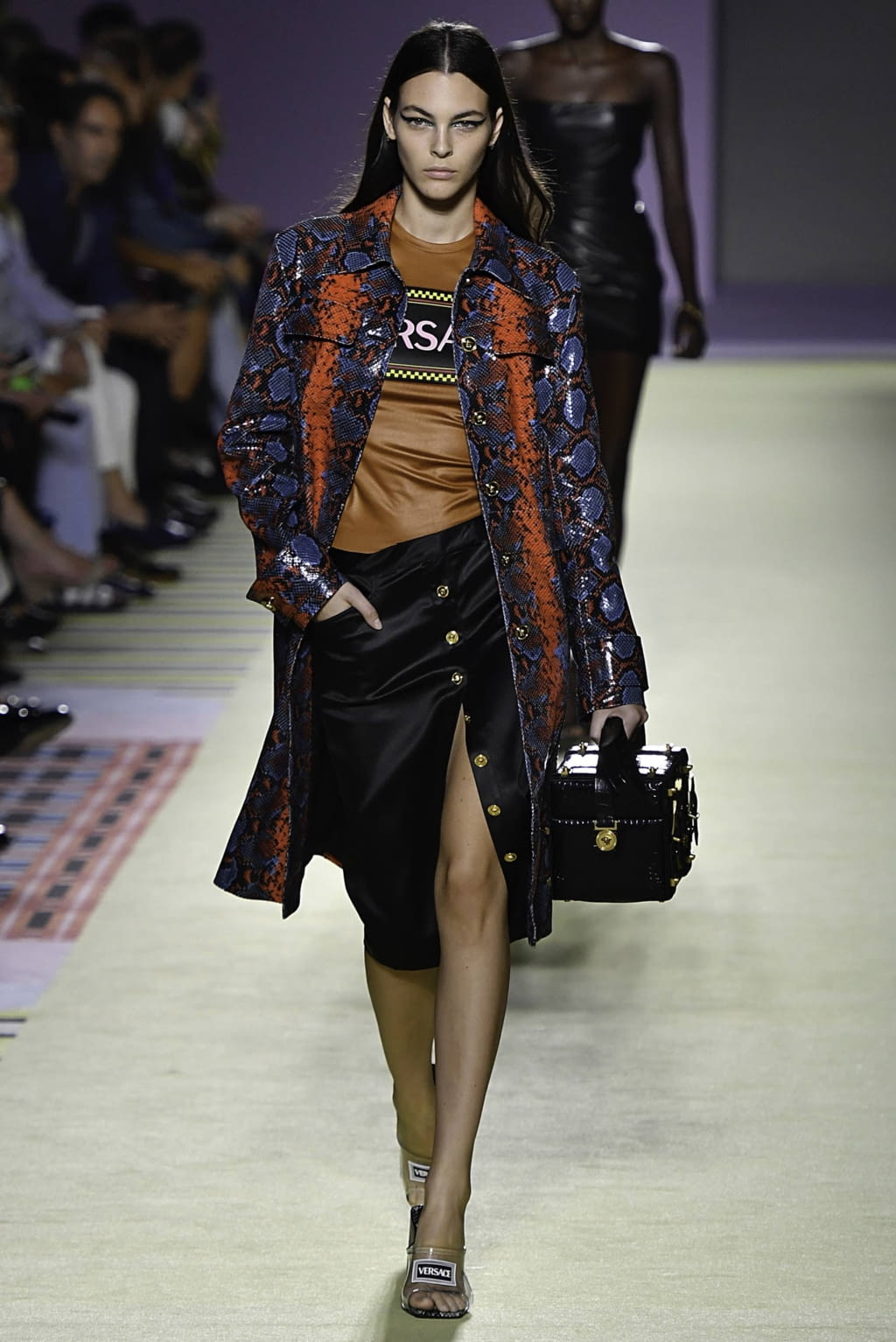 Fashion Week Milan Spring/Summer 2019 look 10 de la collection Versace womenswear