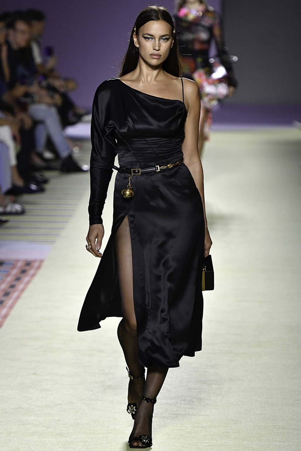 Fashion Week Milan Spring/Summer 2019 look 40 de la collection Versace womenswear
