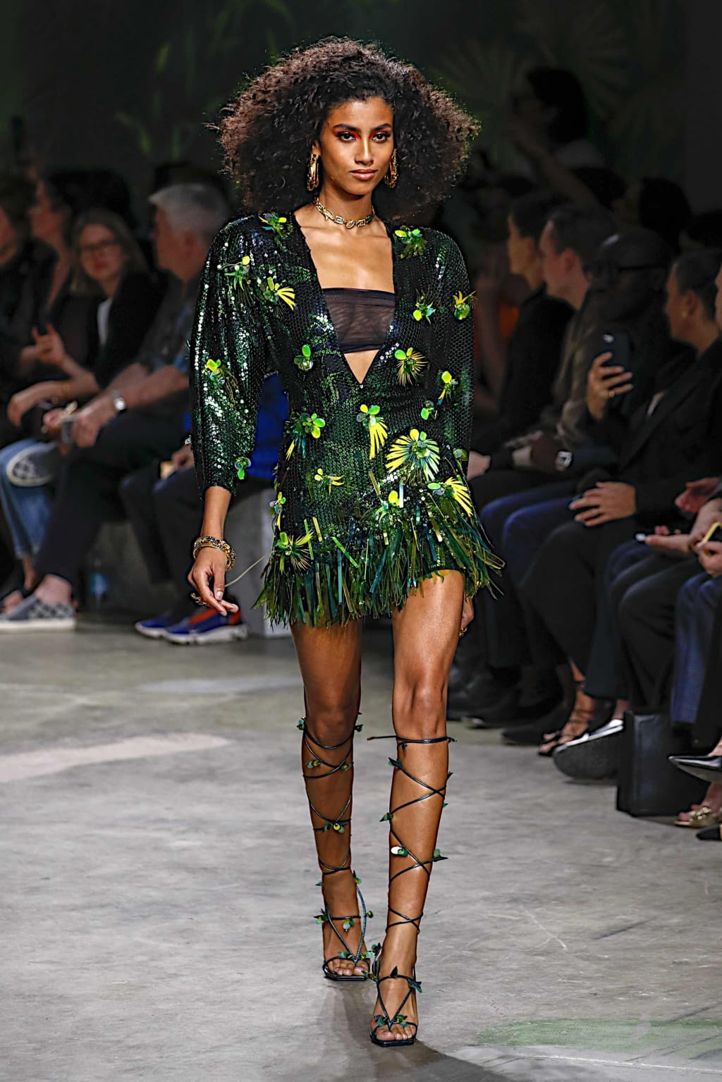 Fashion Week Milan Spring/Summer 2020 look 53 from the Versace collection 女装
