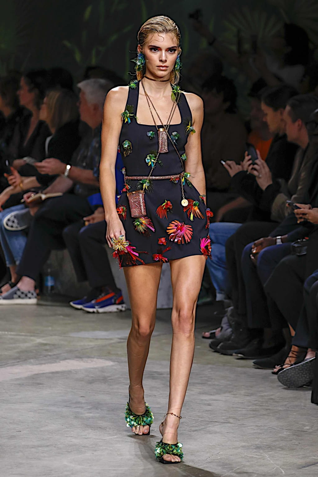 Fashion Week Milan Spring/Summer 2020 look 57 from the Versace collection womenswear