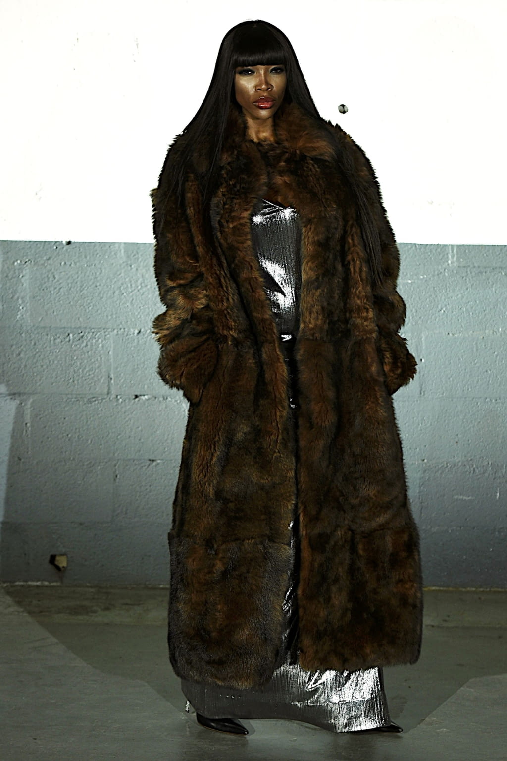 Fashion Week Paris Fall/Winter 2020 look 11 from the VETEMENTS collection menswear