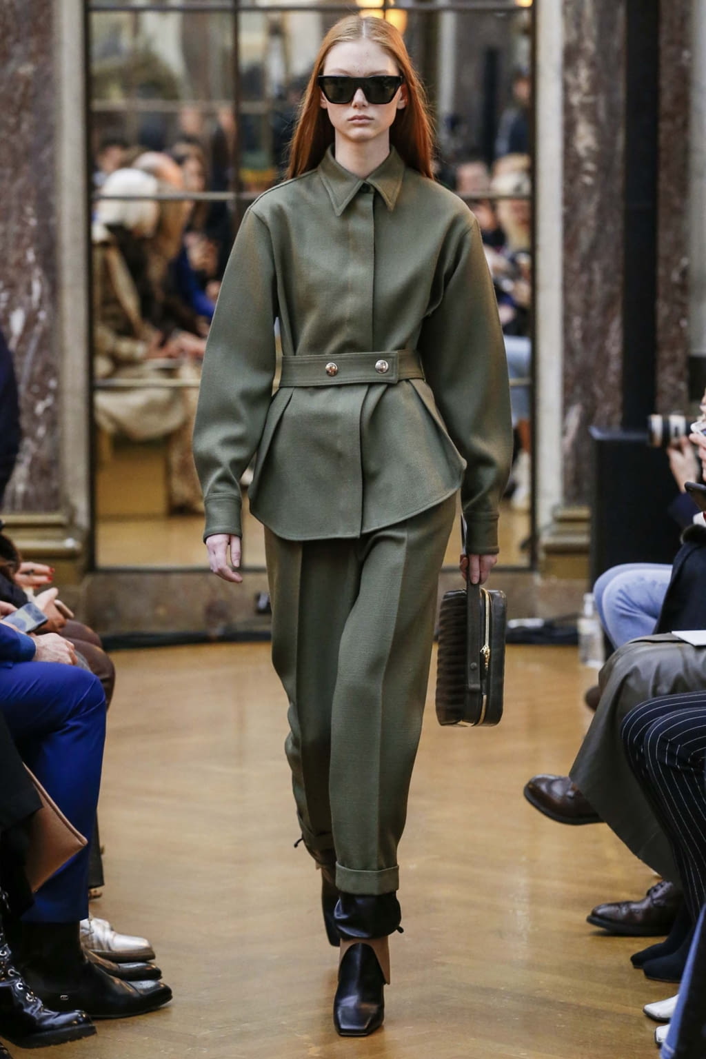 Fashion Week New York Fall/Winter 2018 look 6 from the Victoria Beckham collection womenswear