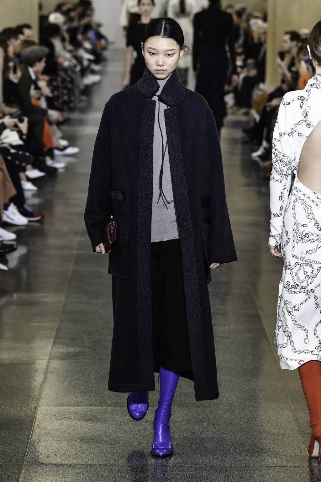 Fashion Week London Fall/Winter 2019 look 26 from the Victoria Beckham collection womenswear