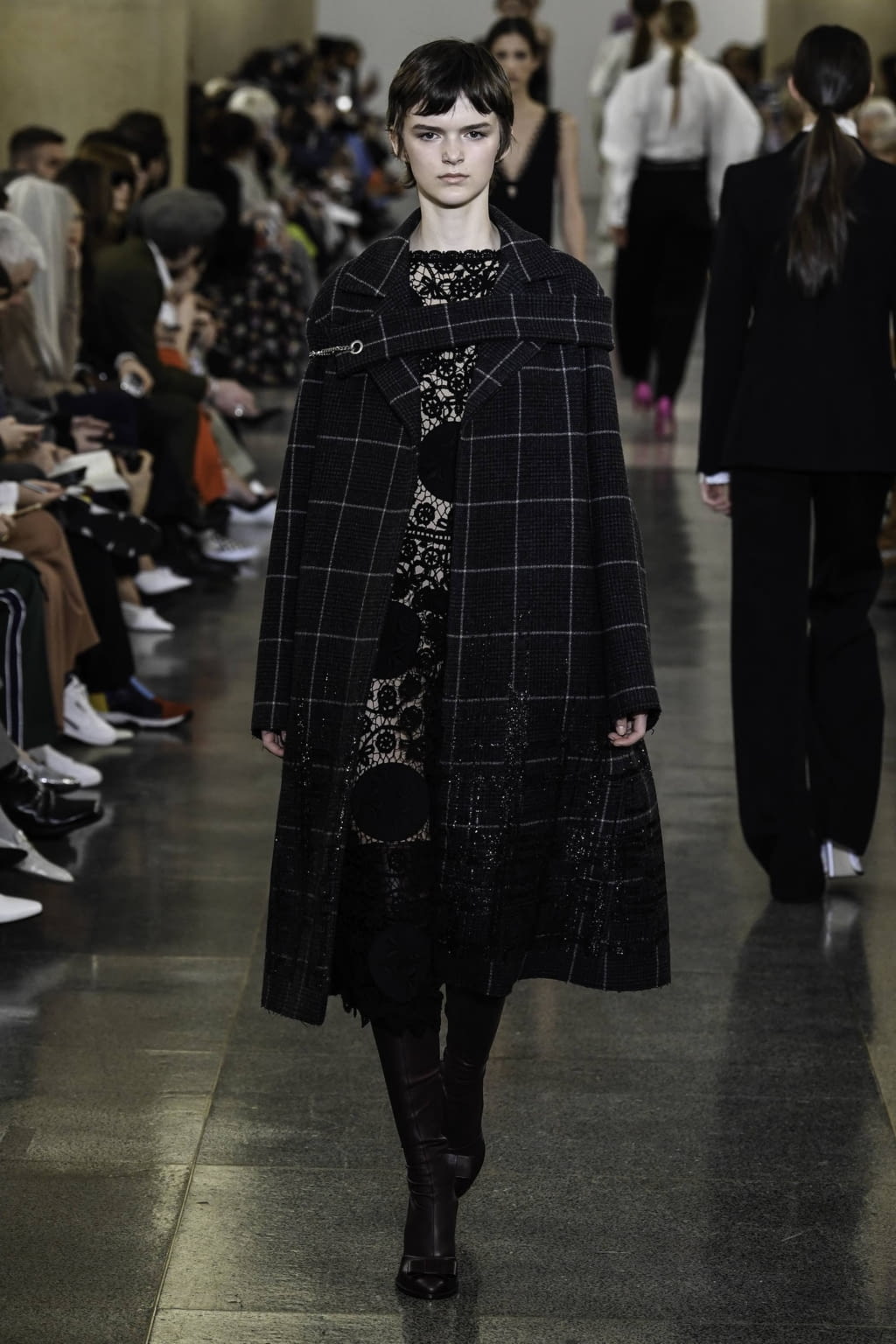 Fashion Week London Fall/Winter 2019 look 38 de la collection Victoria Beckham womenswear
