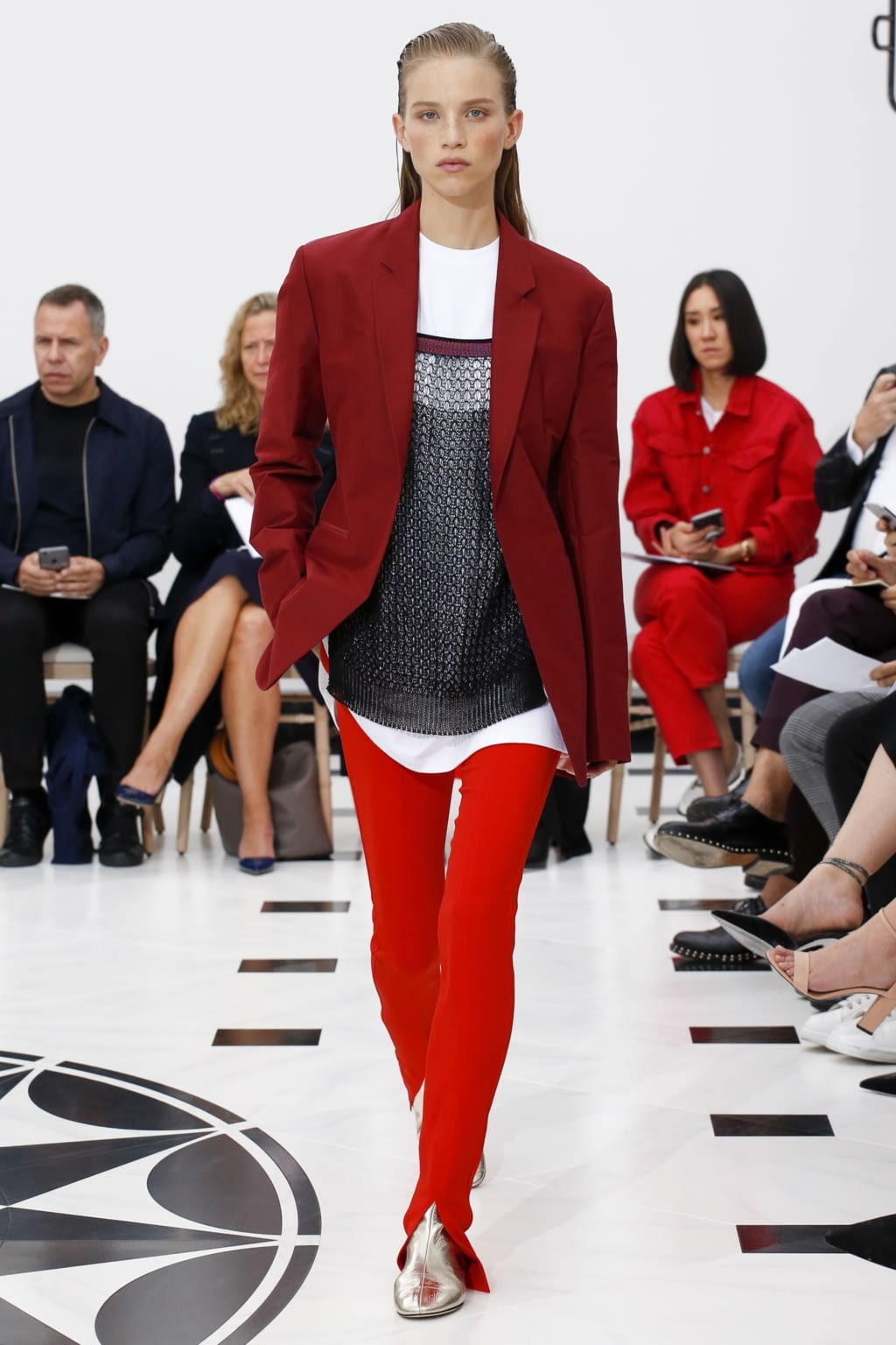 Fashion Week London Spring/Summer 2019 look 12 from the Victoria Beckham collection womenswear