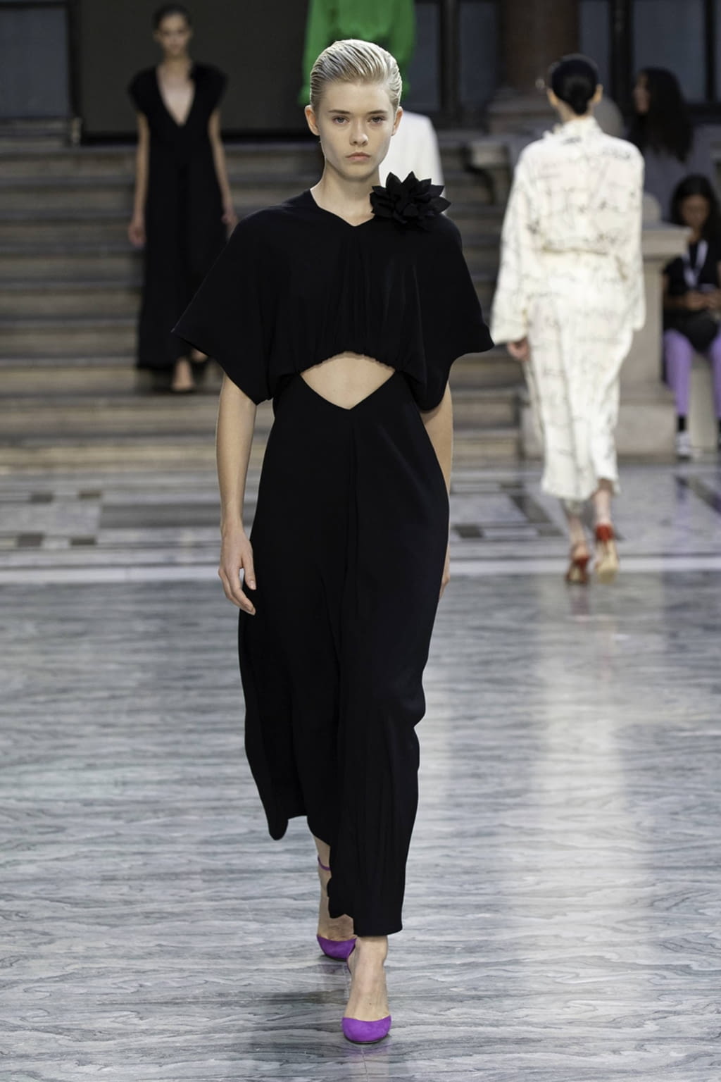 Fashion Week London Spring/Summer 2020 look 17 from the Victoria Beckham collection womenswear