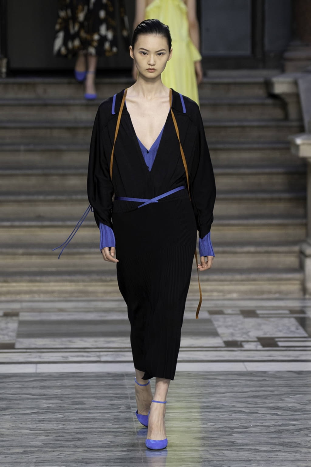 Fashion Week London Spring/Summer 2020 look 21 from the Victoria Beckham collection womenswear
