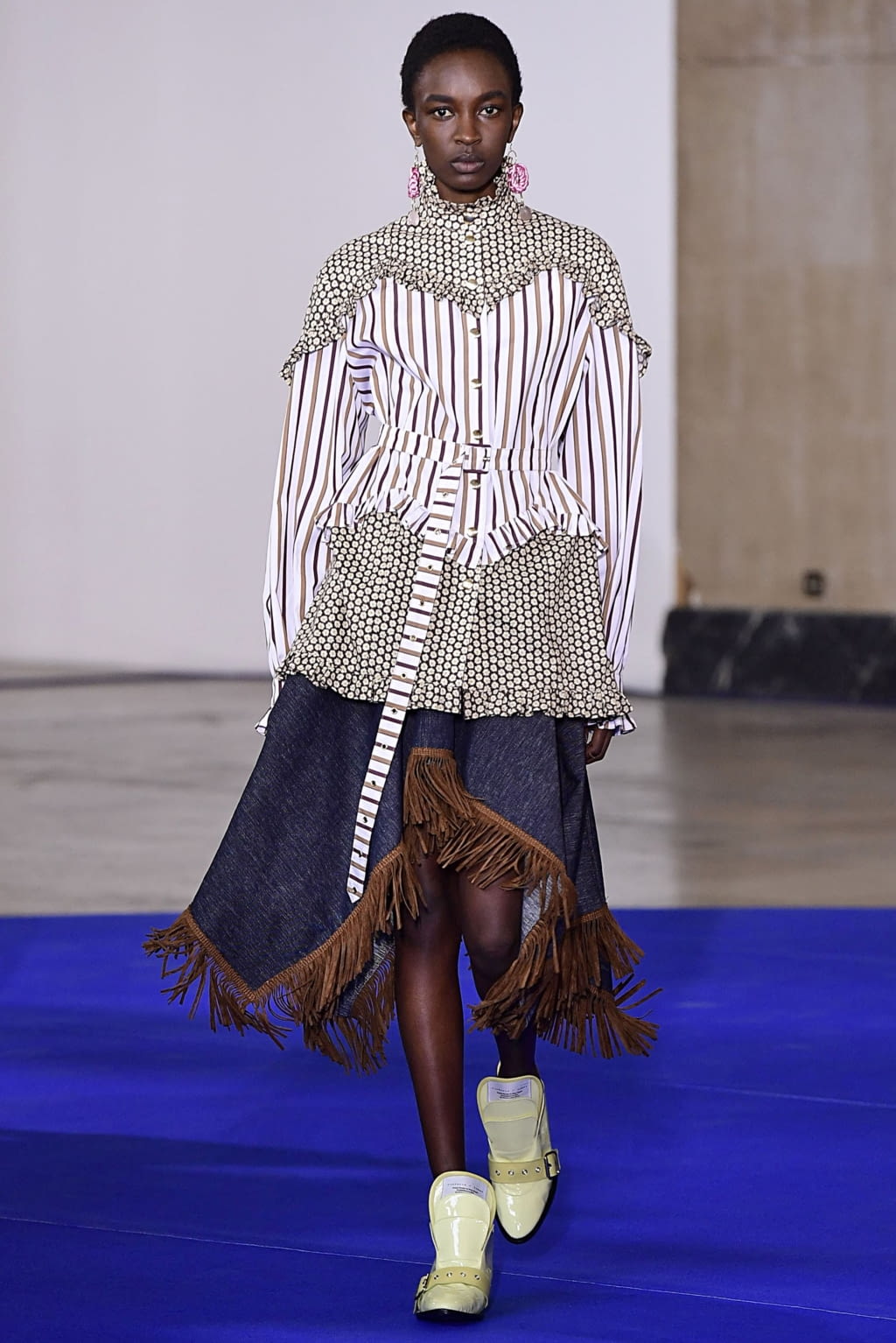 Fashion Week Paris Fall/Winter 2019 look 18 from the Victoria/tomas collection womenswear