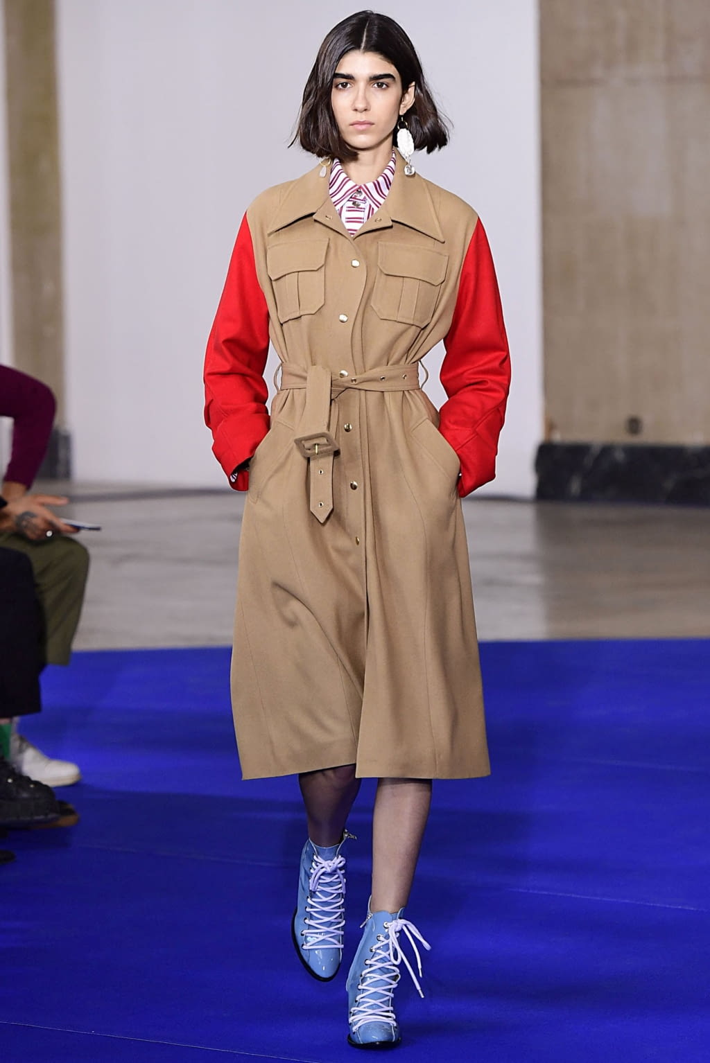 Fashion Week Paris Fall/Winter 2019 look 20 from the Victoria/tomas collection 女装