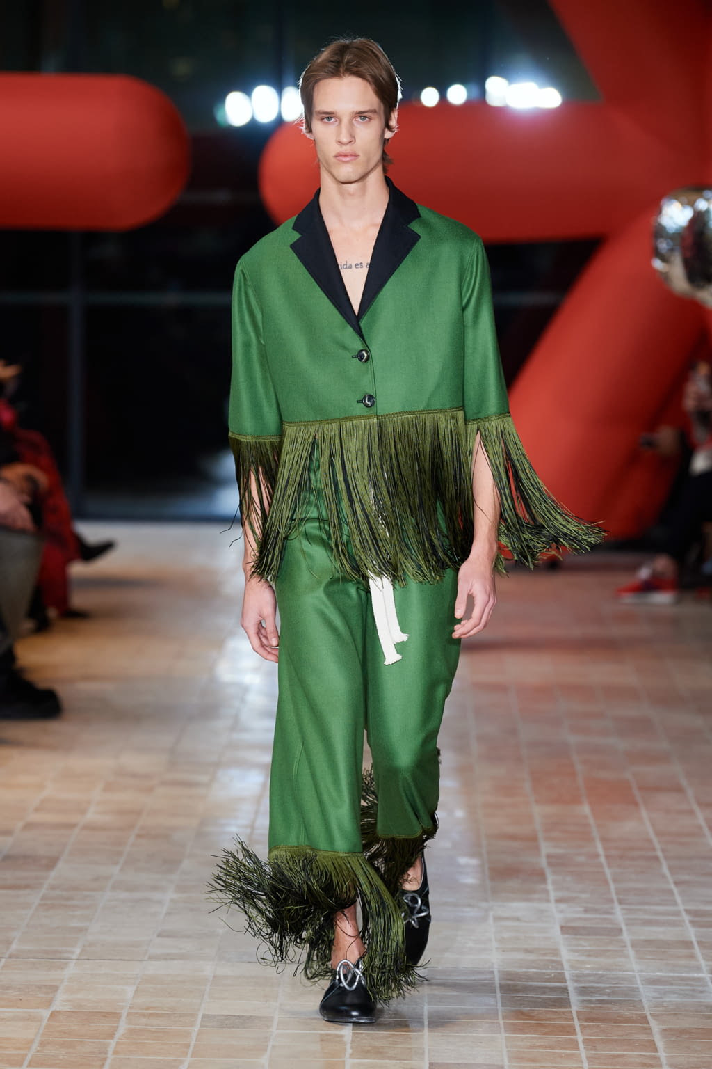 Fashion Week Paris Fall/Winter 2022 look 22 from the Victoria/tomas collection womenswear