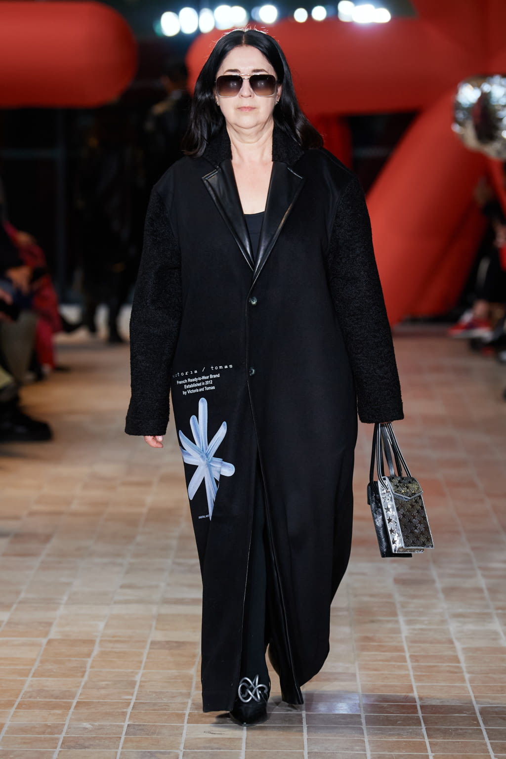 Fashion Week Paris Fall/Winter 2022 look 32 from the Victoria/tomas collection womenswear