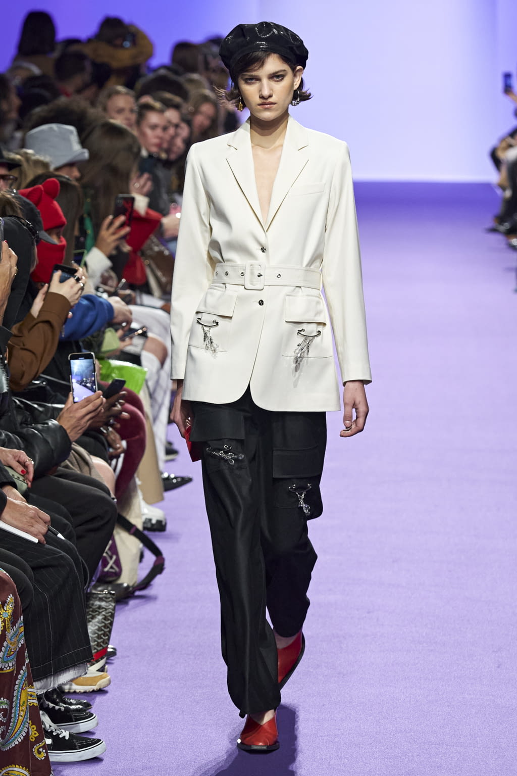 Fashion Week Paris Fall/Winter 2020 look 1 de la collection Victoria/tomas womenswear