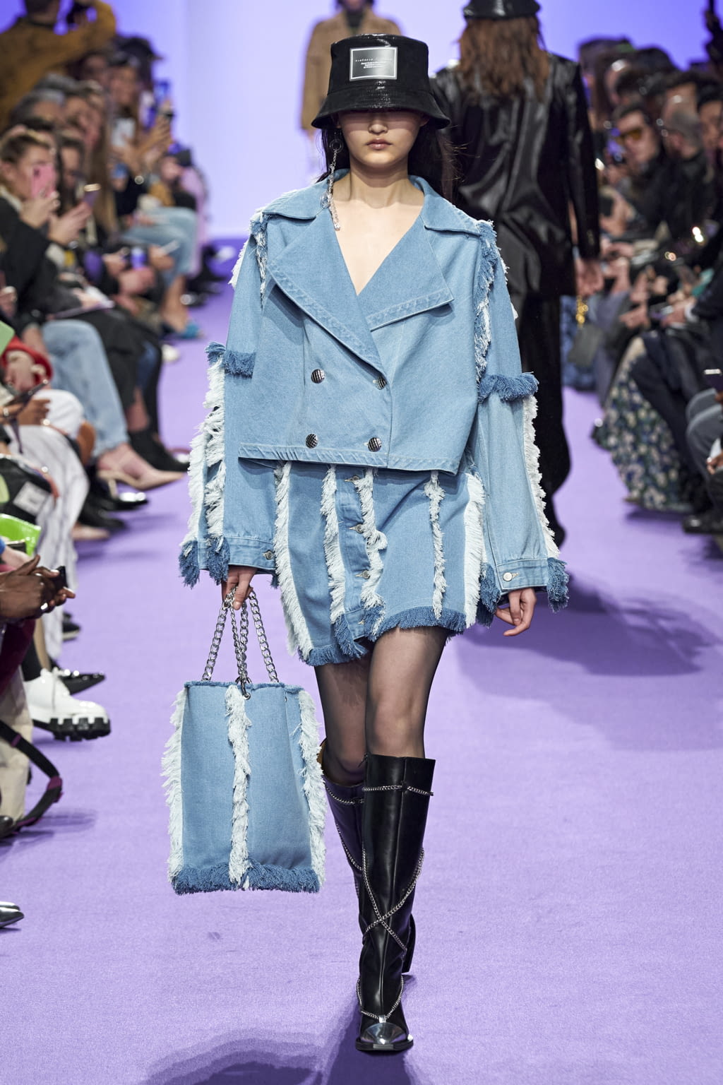 Fashion Week Paris Fall/Winter 2020 look 10 de la collection Victoria/tomas womenswear