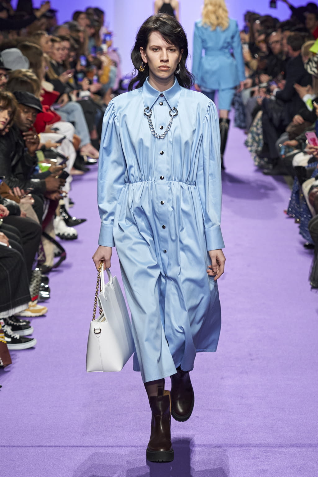 Fashion Week Paris Fall/Winter 2020 look 24 from the Victoria/tomas collection 女装