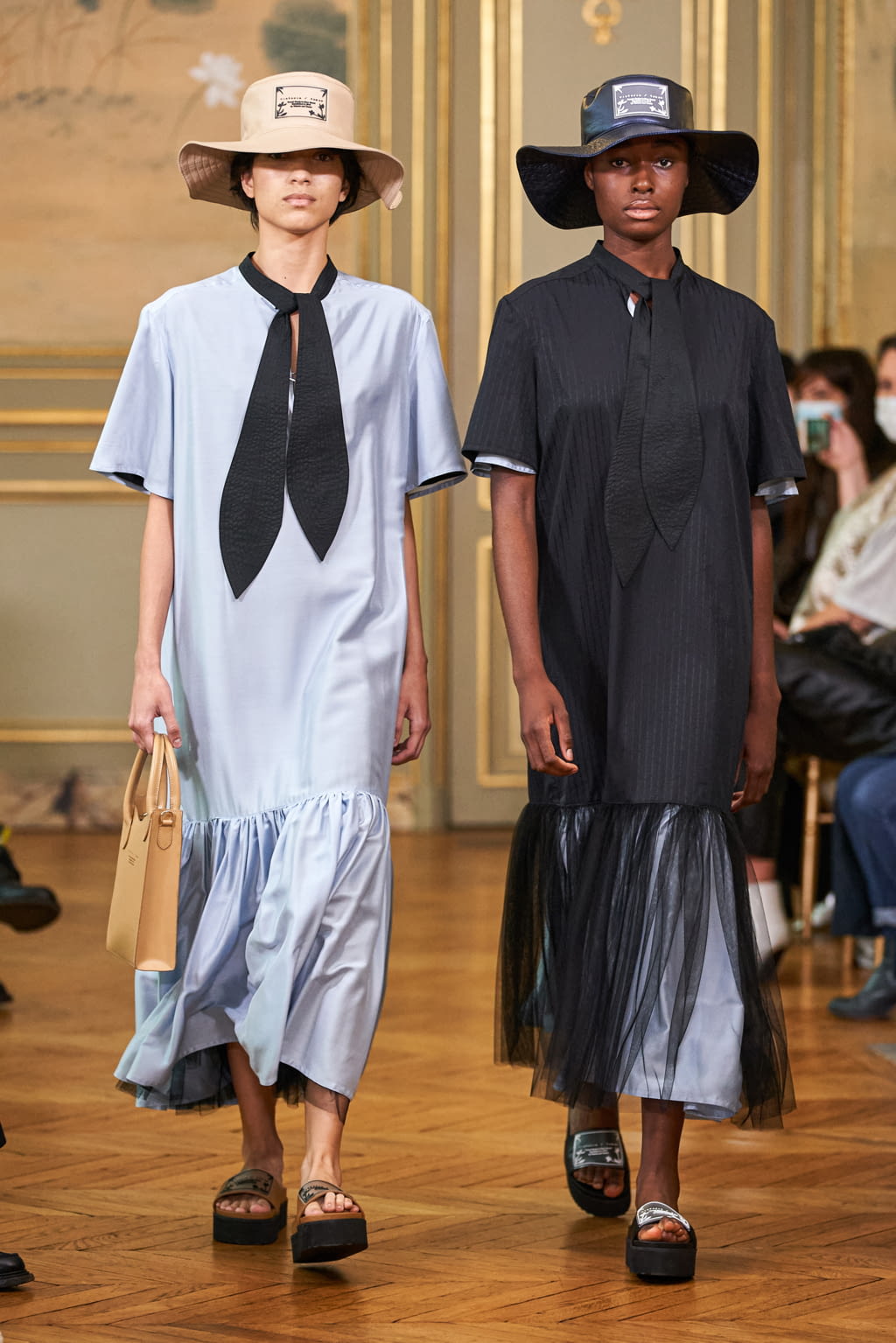 Fashion Week Paris Spring/Summer 2021 look 2 from the Victoria/tomas collection womenswear