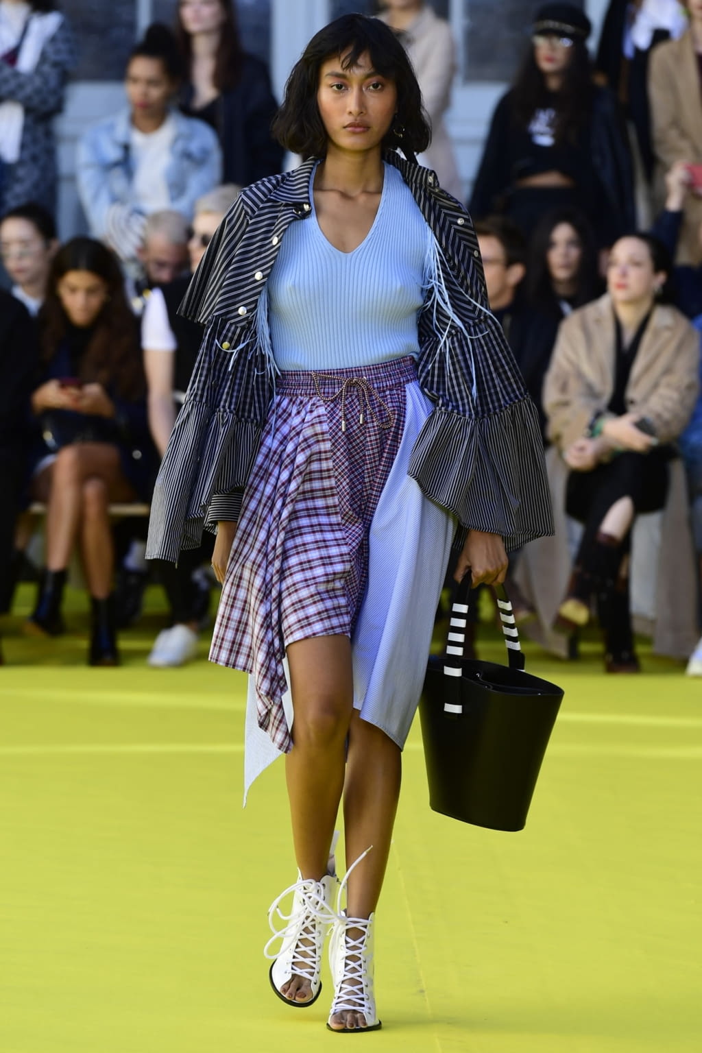 Fashion Week Paris Spring/Summer 2019 look 31 de la collection Victoria/tomas womenswear