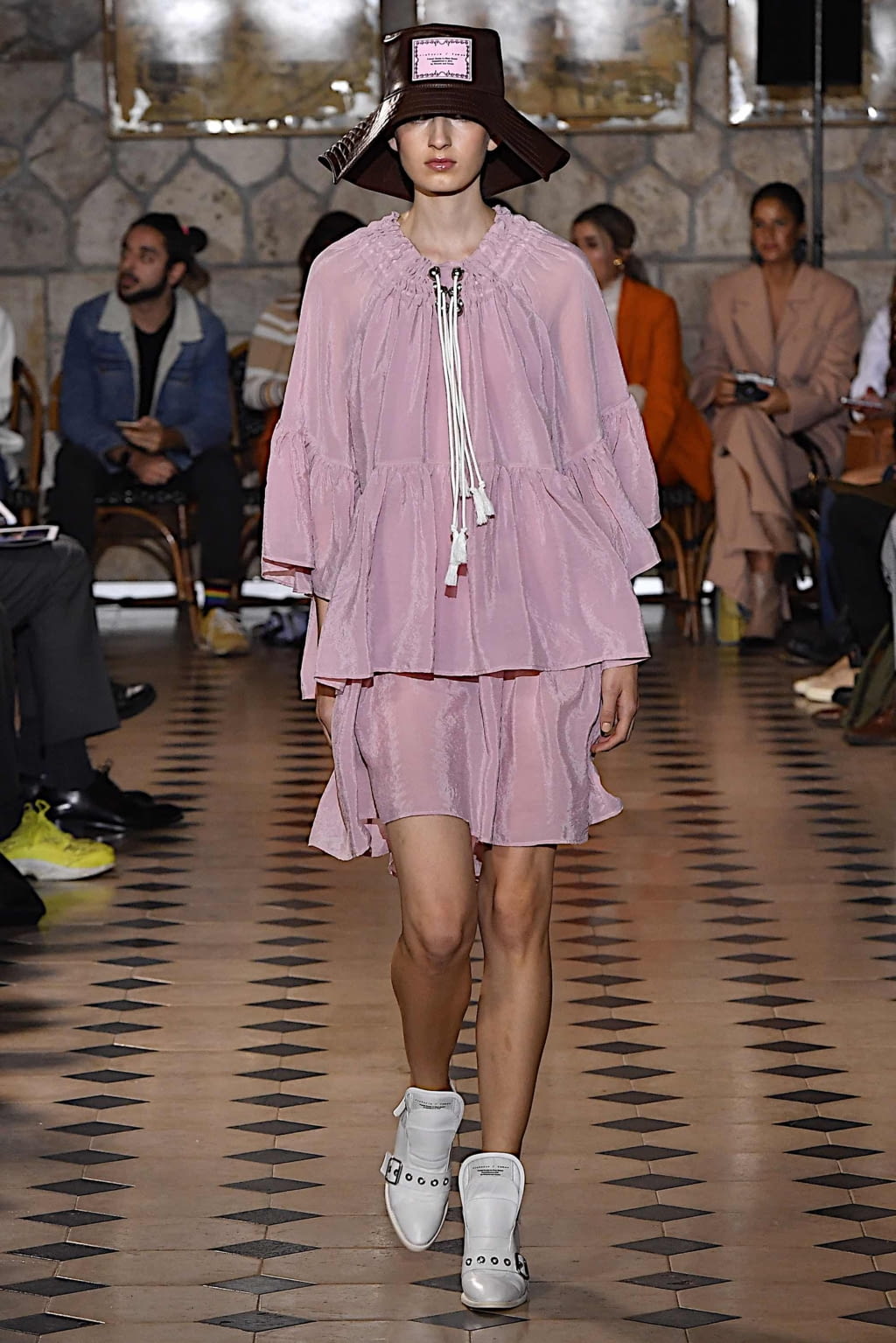 Fashion Week Paris Spring/Summer 2020 look 8 from the Victoria/tomas collection womenswear