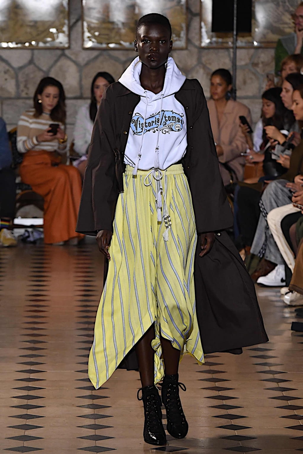 Fashion Week Paris Spring/Summer 2020 look 11 from the Victoria/tomas collection womenswear