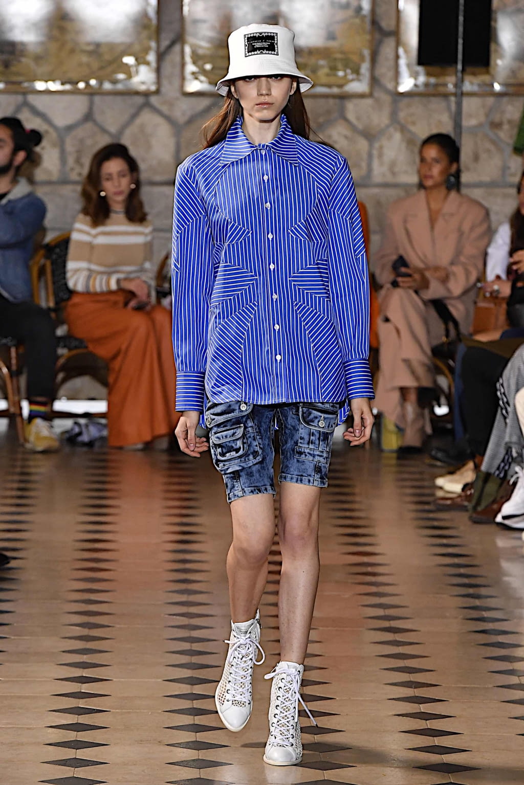 Fashion Week Paris Spring/Summer 2020 look 22 from the Victoria/tomas collection womenswear