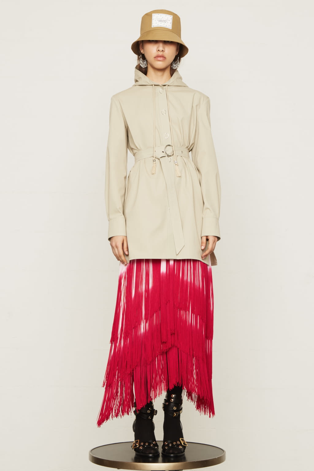Fashion Week Paris Pre-Fall 2020 look 4 from the Victoria/tomas collection womenswear