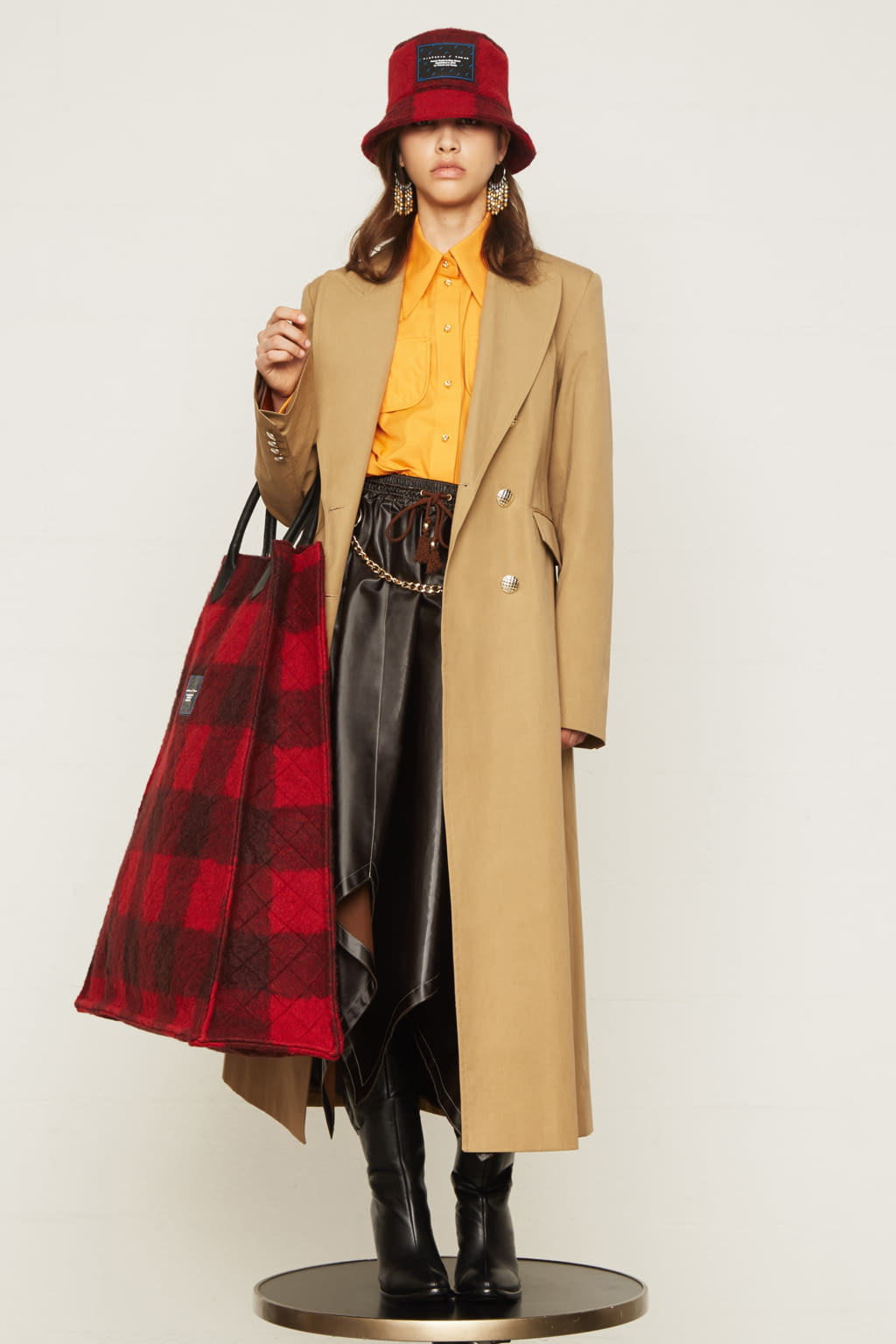 Fashion Week Paris Pre-Fall 2020 look 6 from the Victoria/tomas collection 女装