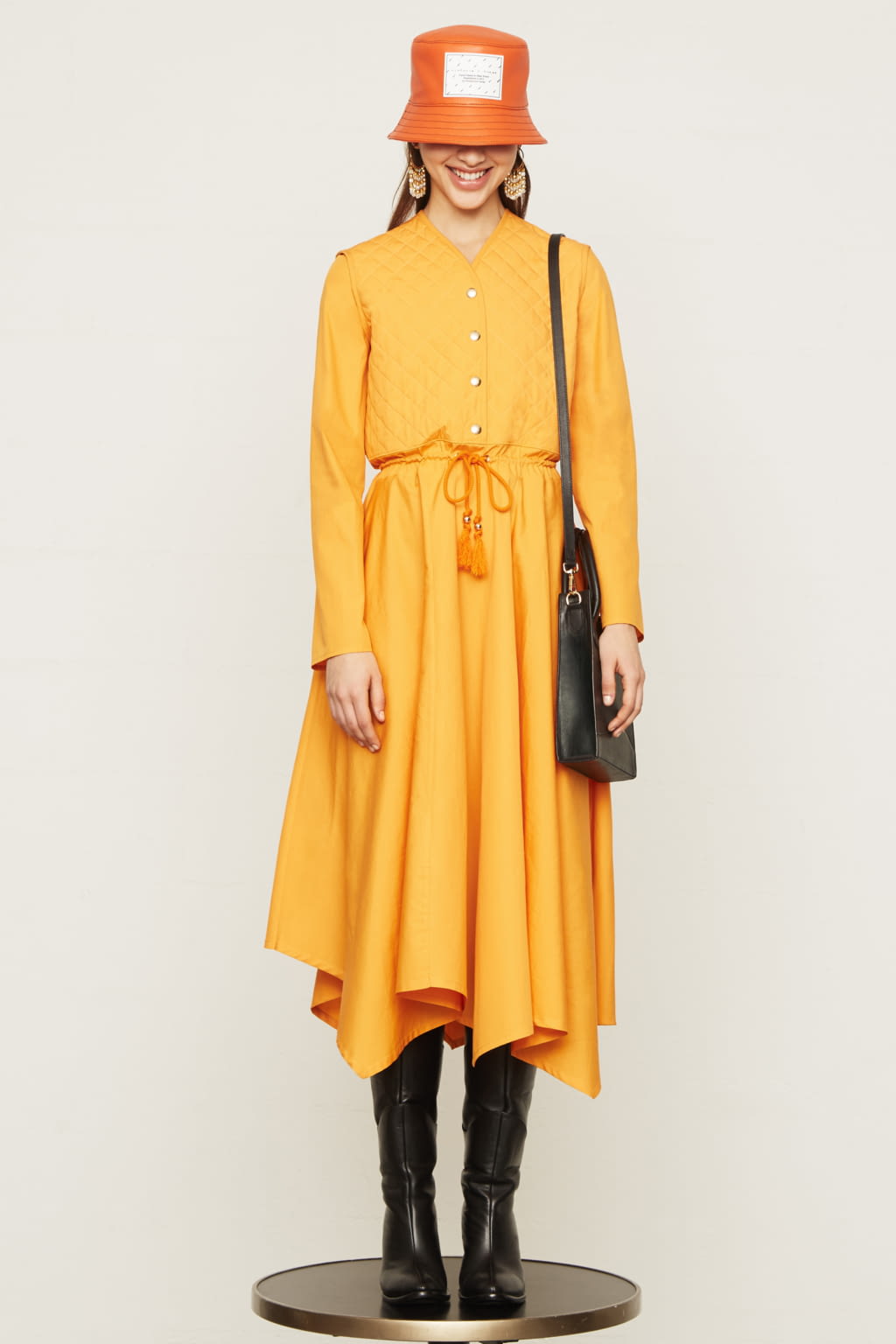 Fashion Week Paris Pre-Fall 2020 look 10 from the Victoria/tomas collection womenswear