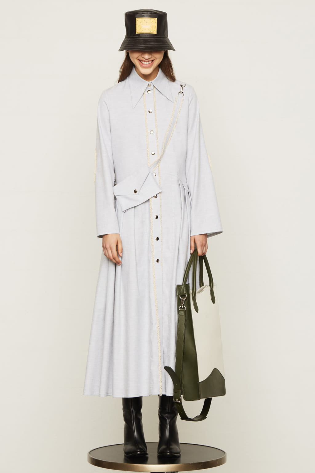 Fashion Week Paris Pre-Fall 2020 look 14 from the Victoria/tomas collection 女装