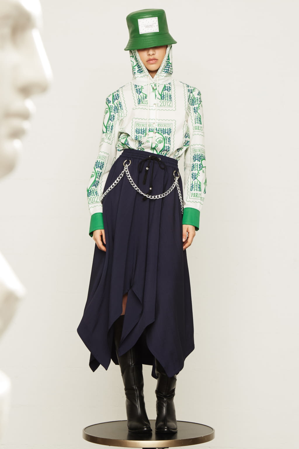 Fashion Week Paris Pre-Fall 2020 look 16 from the Victoria/tomas collection womenswear