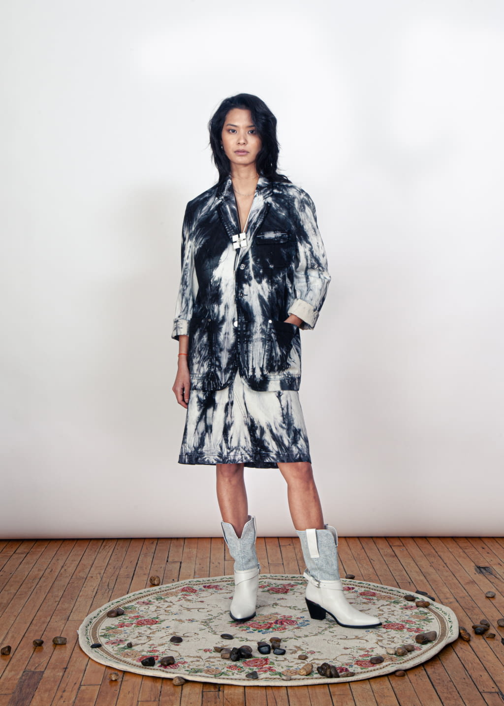 Fashion Week New York Fall/Winter 2021 look 16 de la collection Victor Li womenswear