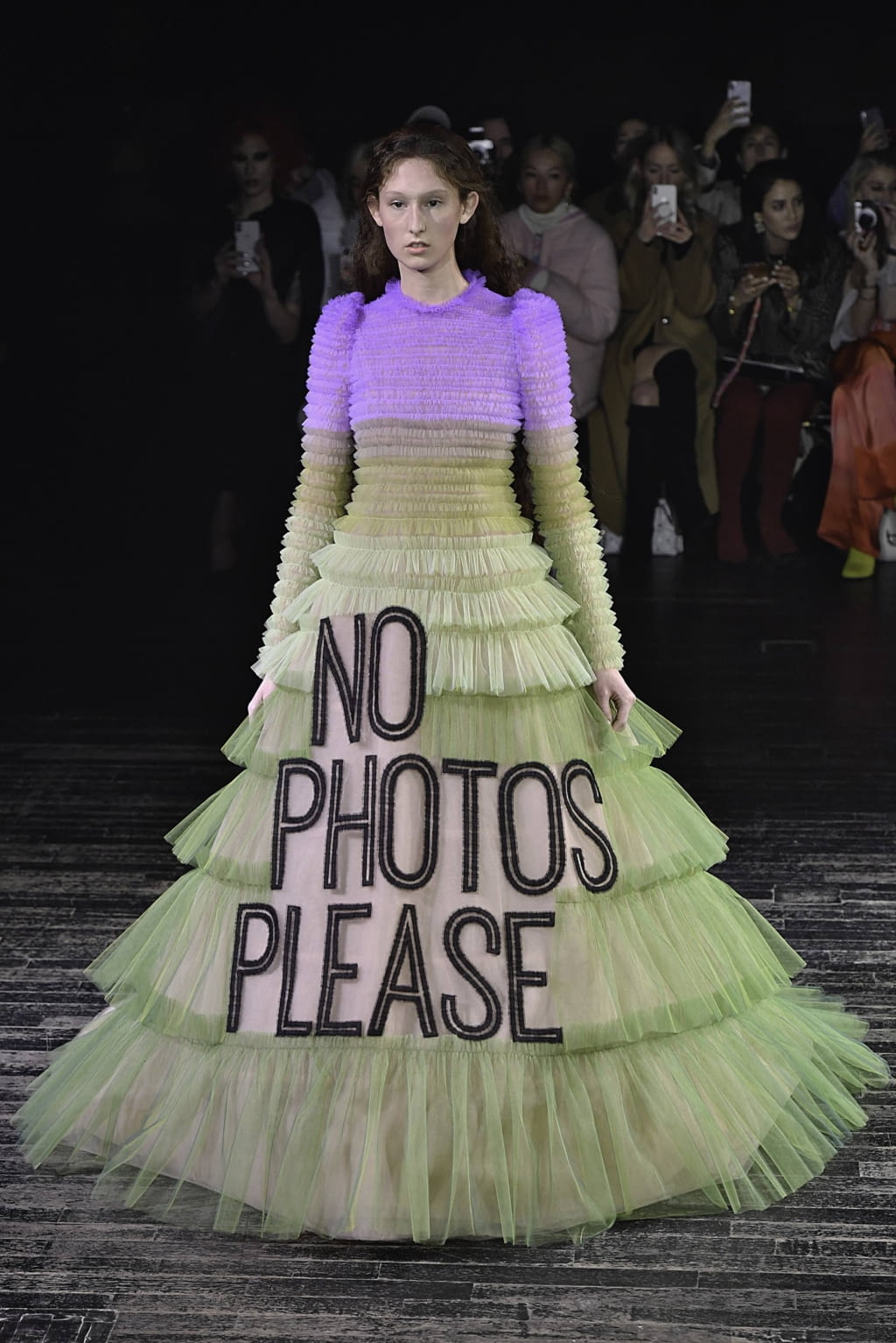 Fashion Week Paris Spring/Summer 2019 look 2 from the Viktor & Rolf collection couture