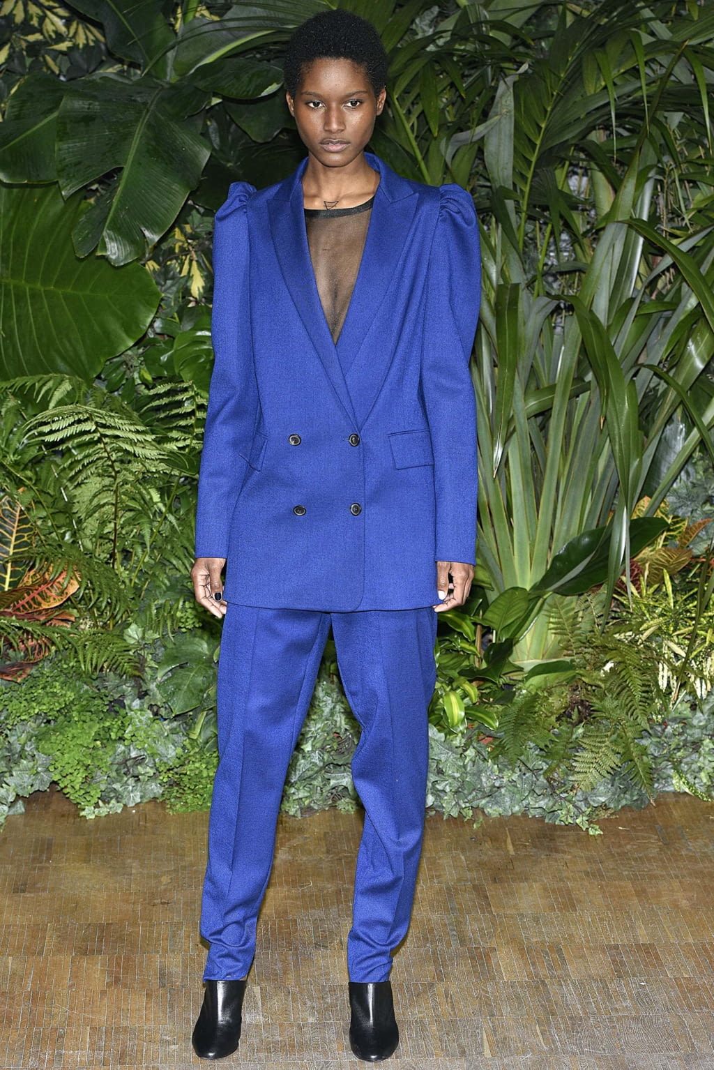 Fashion Week Milan Fall/Winter 2018 look 16 from the Vionnet collection womenswear