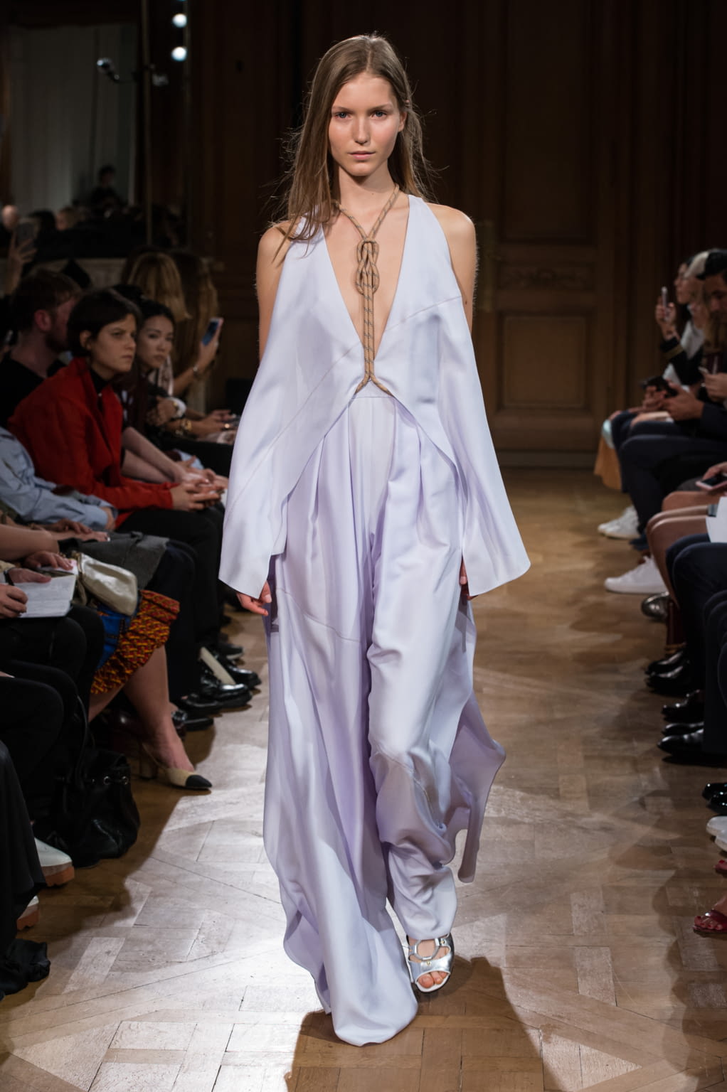 Fashion Week Paris Spring/Summer 2017 look 10 from the Vionnet collection womenswear