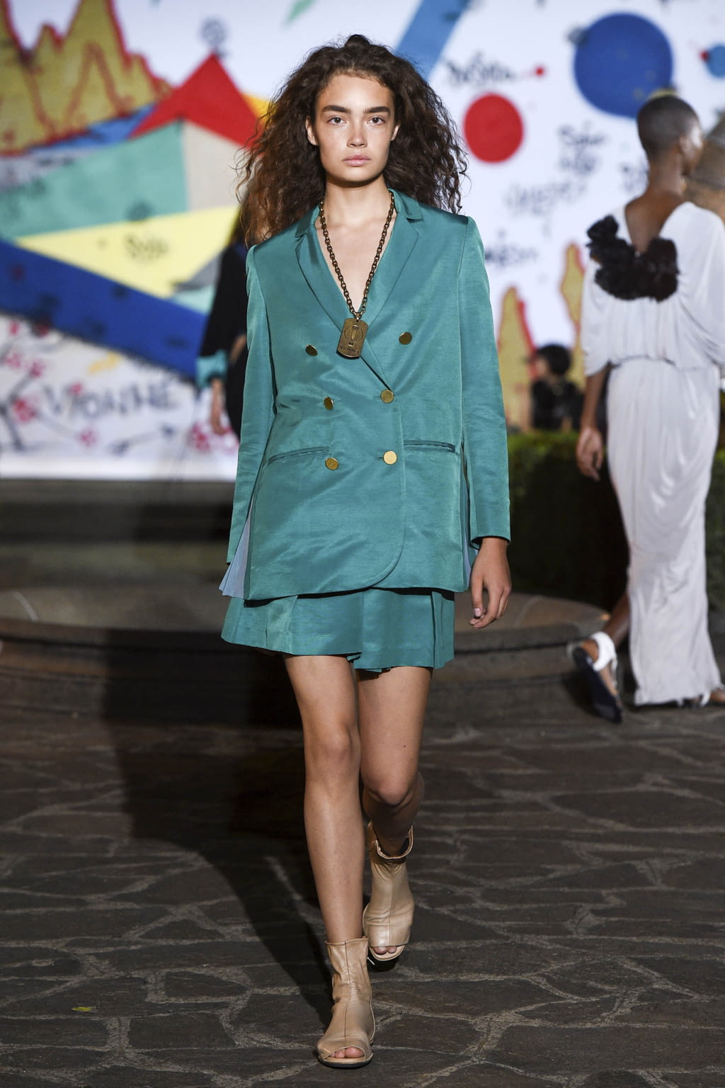 Fashion Week Milan Spring/Summer 2018 look 40 from the Vionnet collection womenswear