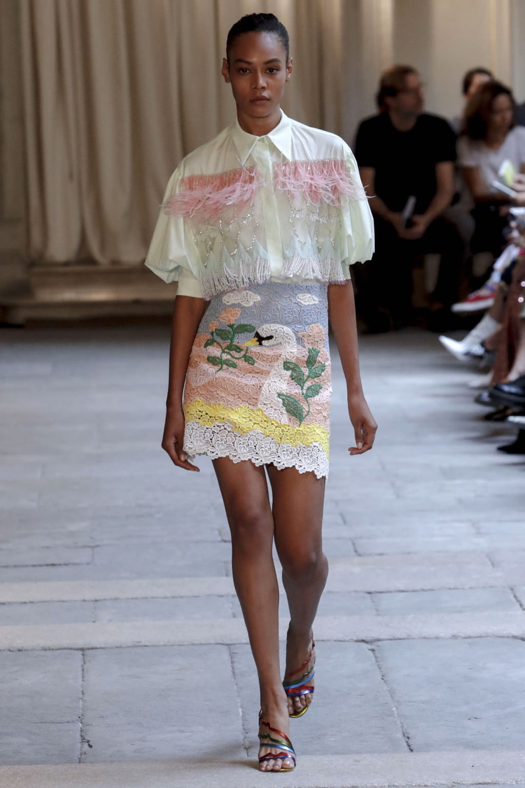 Fashion Week Milan Spring/Summer 2019 look 16 from the Vivetta collection 女装