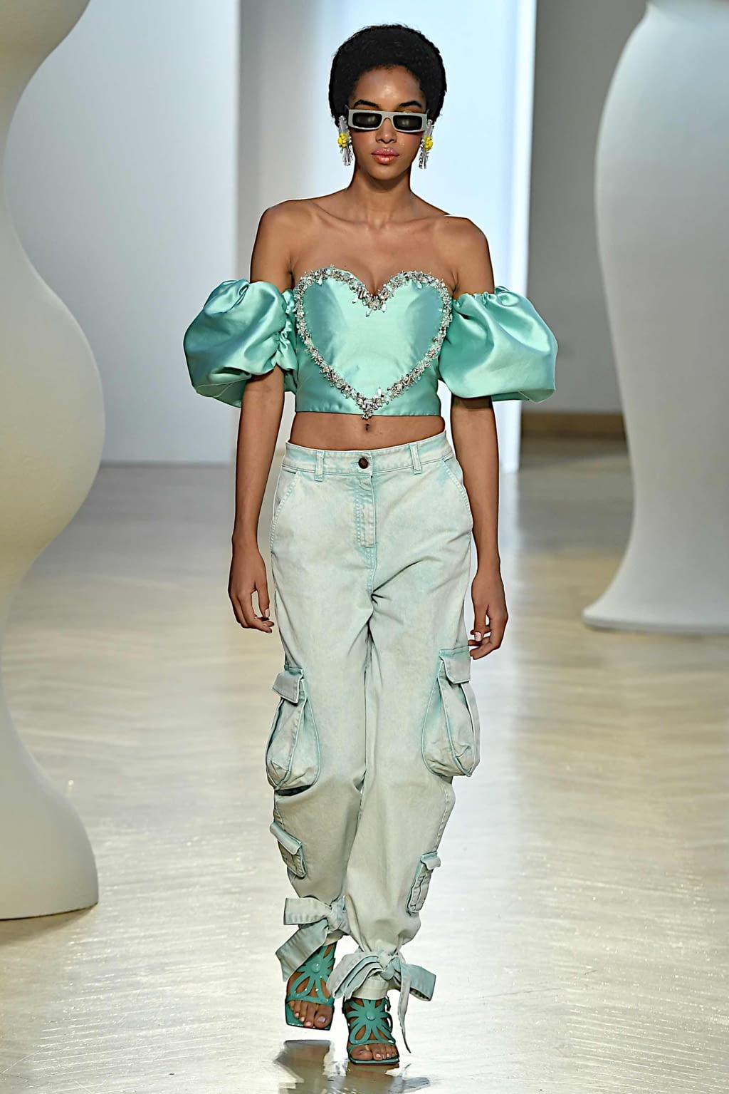Fashion Week Milan Spring/Summer 2020 look 28 from the Vivetta collection 女装