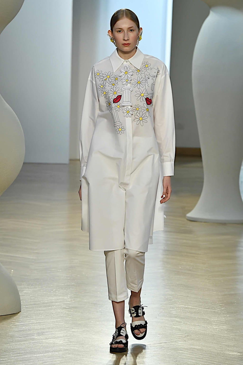 Fashion Week Milan Spring/Summer 2020 look 31 from the Vivetta collection 女装