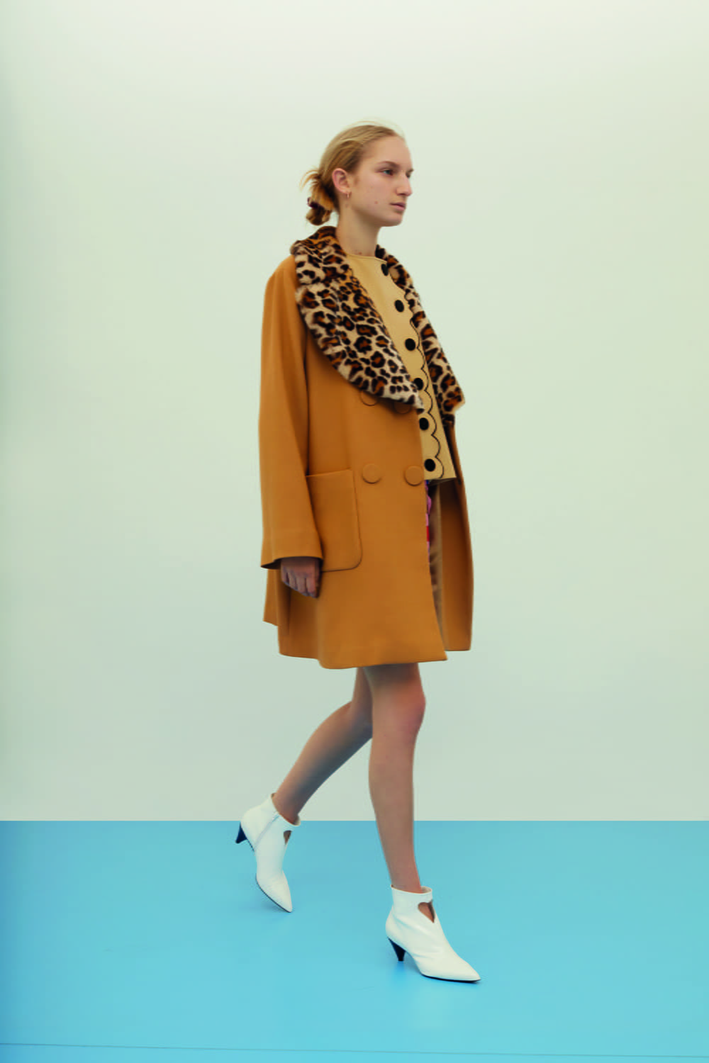 Fashion Week Milan Pre-Fall 2018 look 29 from the Vivetta collection 女装